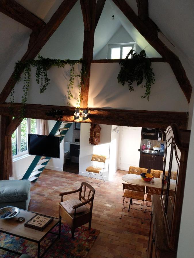 クレシー・ラ・シャペル Le Grand Barrois Bed & Breakfast エクステリア 写真